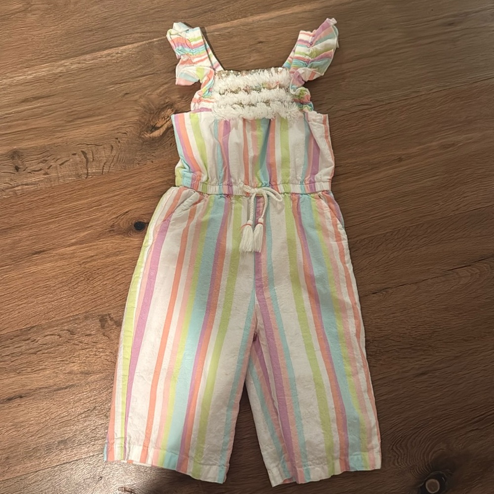 never worn jumpsuit size 2T